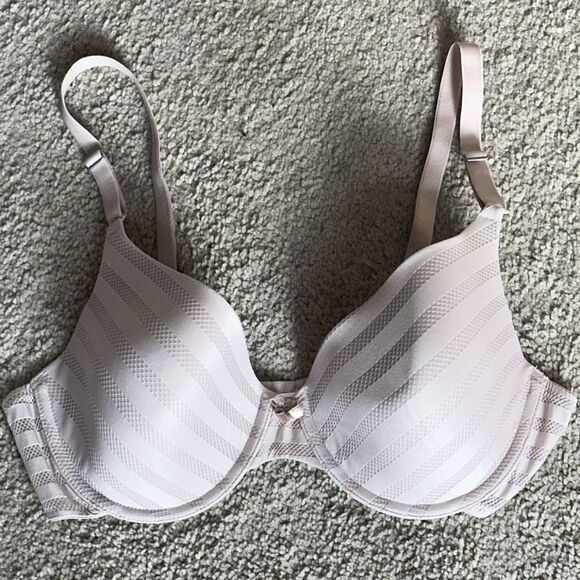 Maidenform T Shirt Underwire Bra! - Picture 5 of 5